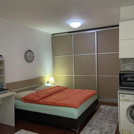 Sky Center Apartment Tiran Dış mekan fotoğraf
