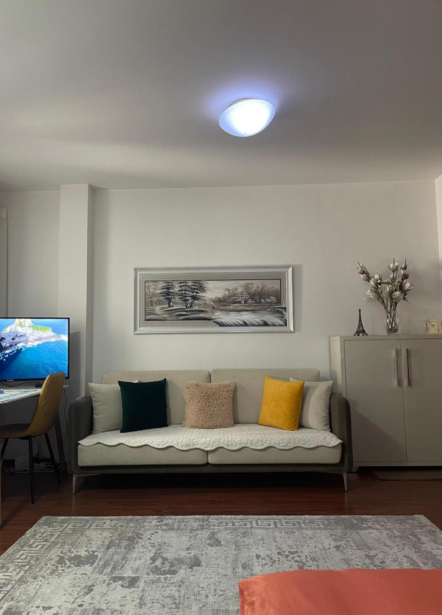 Sky Center Apartment Tiran Dış mekan fotoğraf
